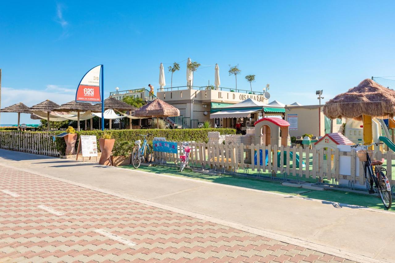 Case Vacanze Blue Bay Resort ロゼート・デッリ・アブルッツィ エクステリア 写真